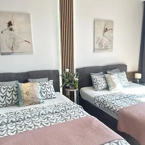 Exclusive Smolna Apartmán